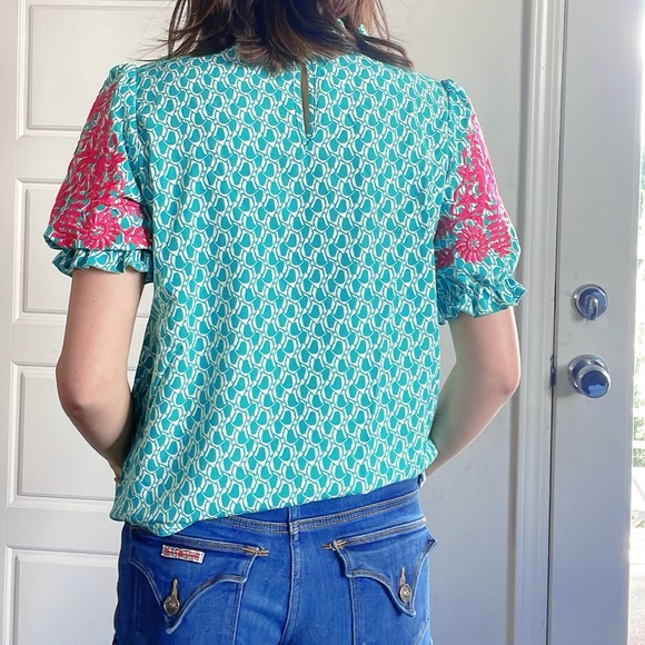 09 Boho Floral Embroidered Puff Sleeve Loose Fit Blouse - Picture 6 of 9